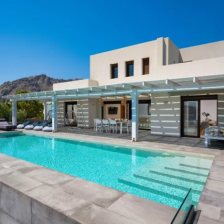 Solis Villa