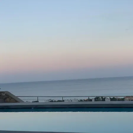 Solis Villa